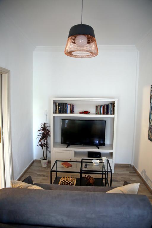 Apartment Detached House At Peristeri *