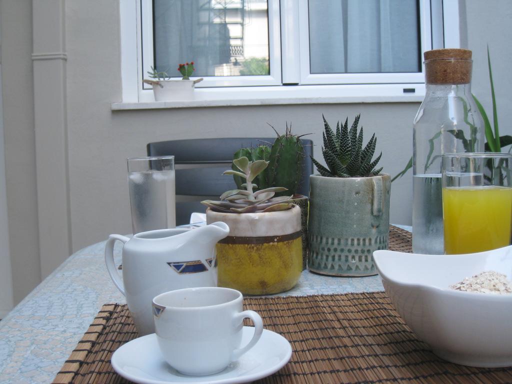 Apartment Detached House At Peristeri Athen