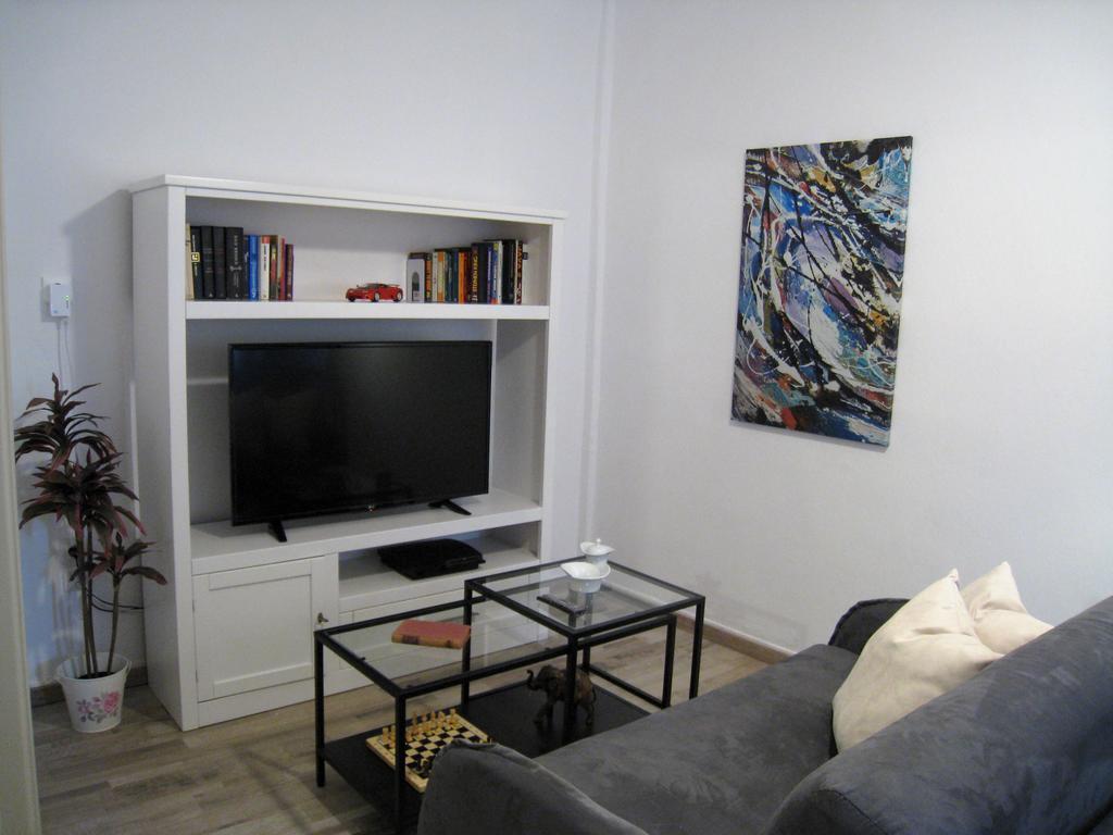 Detached House At Peristeri Apartment *