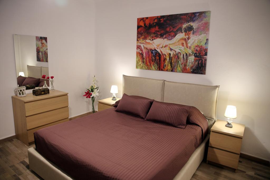 Apartment Detached House At Peristeri Athen